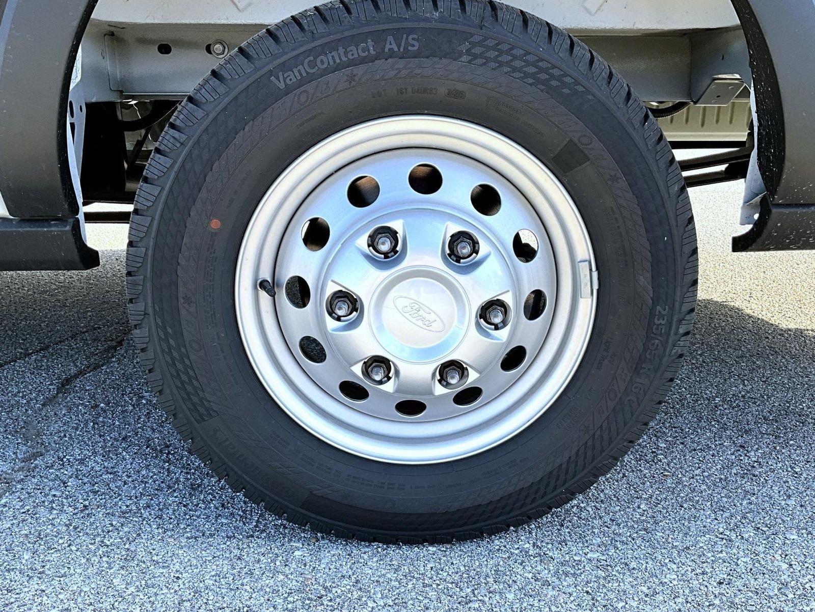 New 2026 Oxford White Ford XL Cargo image 20
