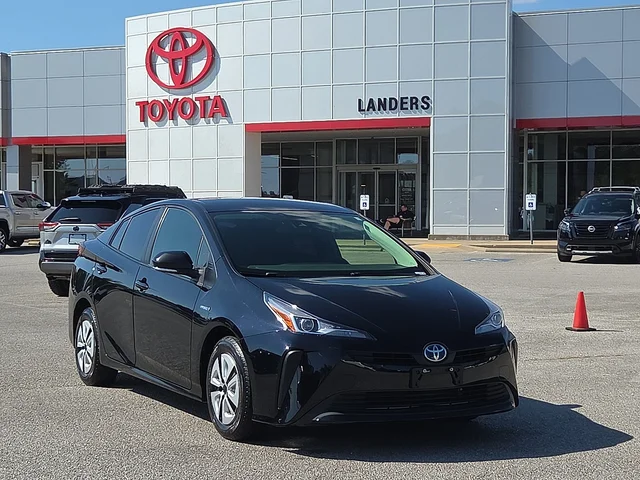 2022 Toyota Prius L Eco