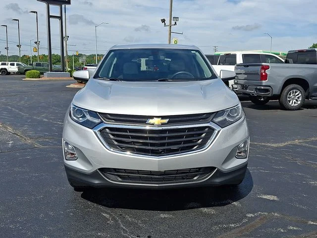 Used 2018 Silver Chevrolet LT image 2