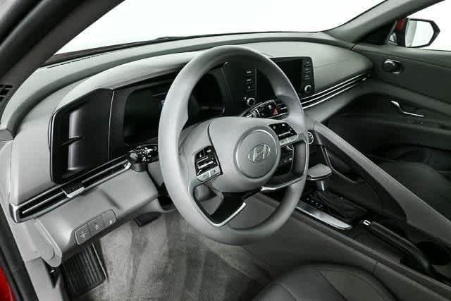 New 2026 Amazon Gray Hyundai SE image 15