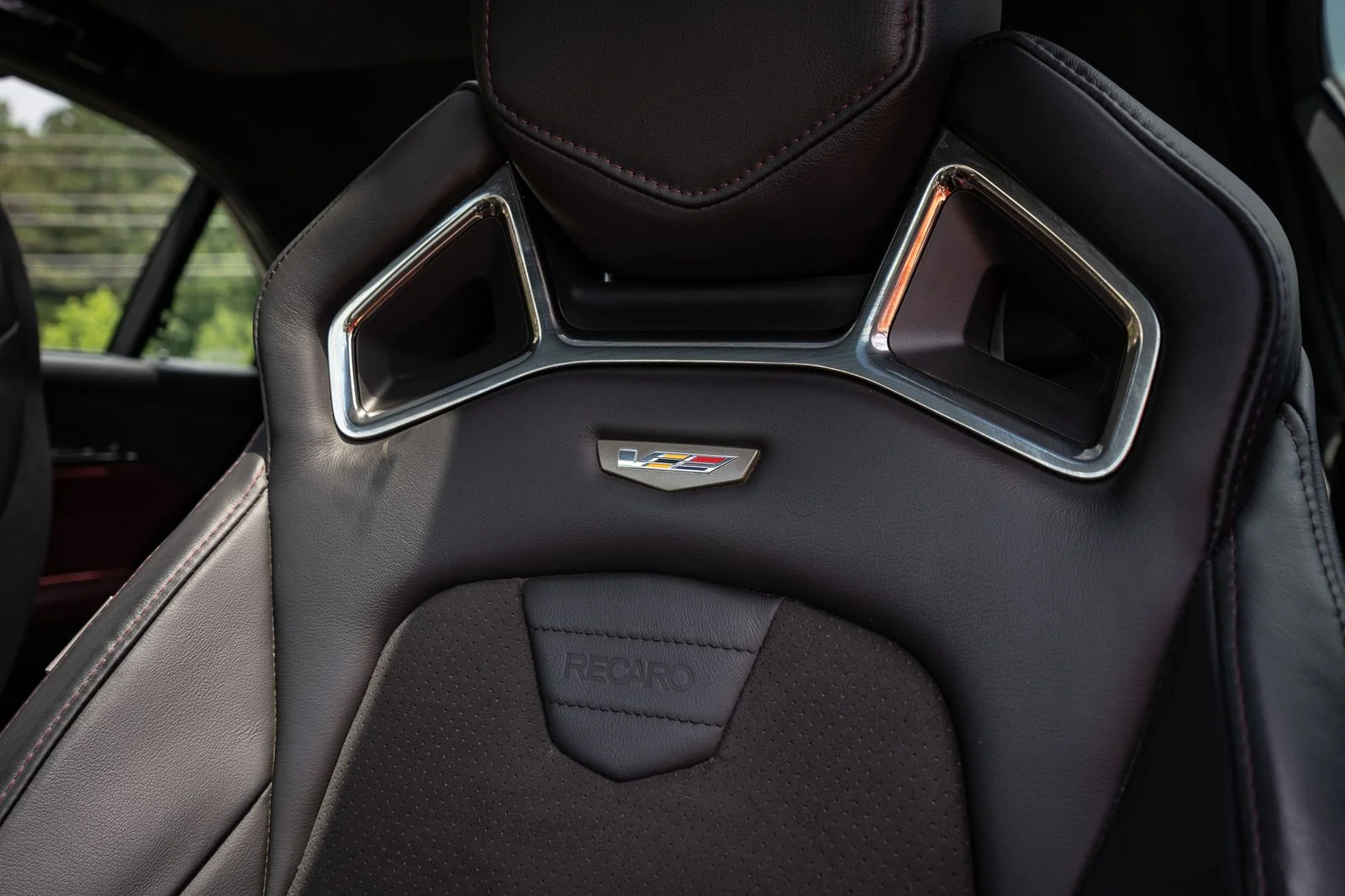 Used 2018 Black Raven Cadillac Base image 37