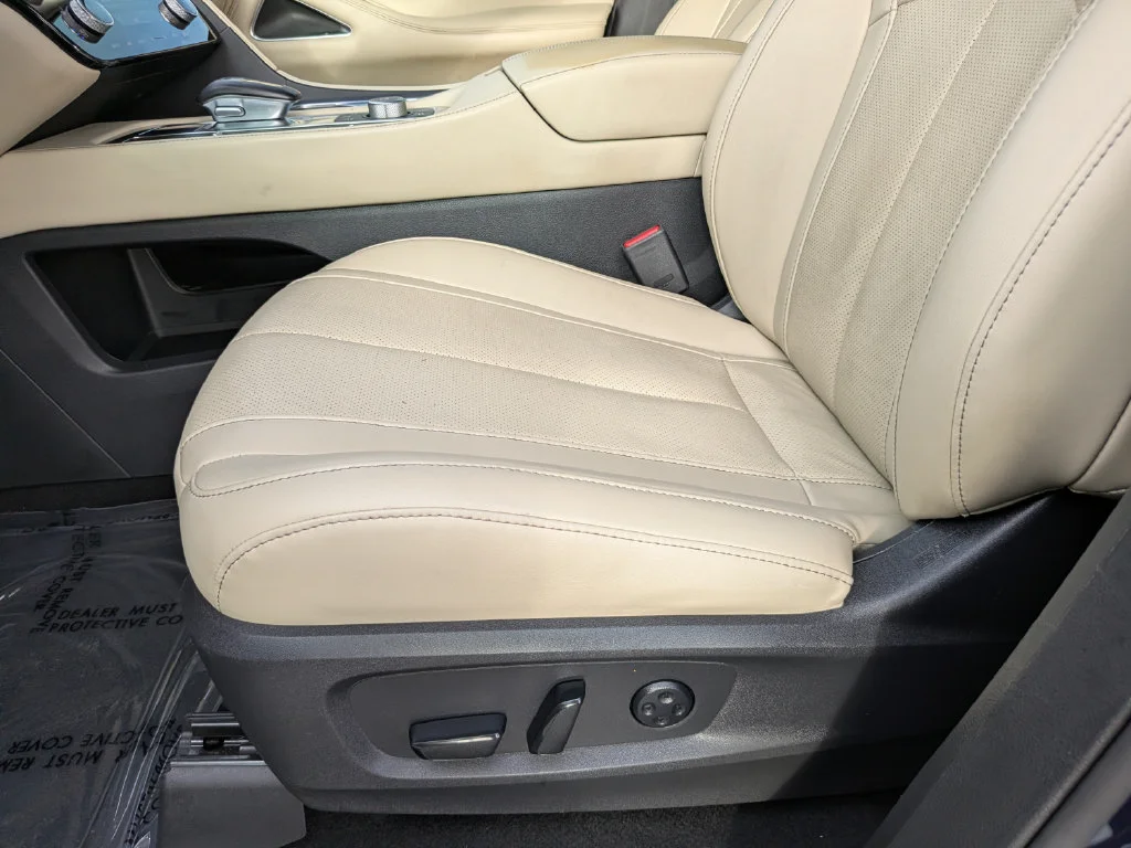 Used 2023 Blue INFINITI LUXE image 20