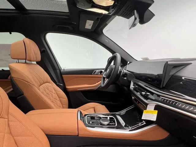 New 2026 Carbon Black Metallic BMW xDrive50e image 6