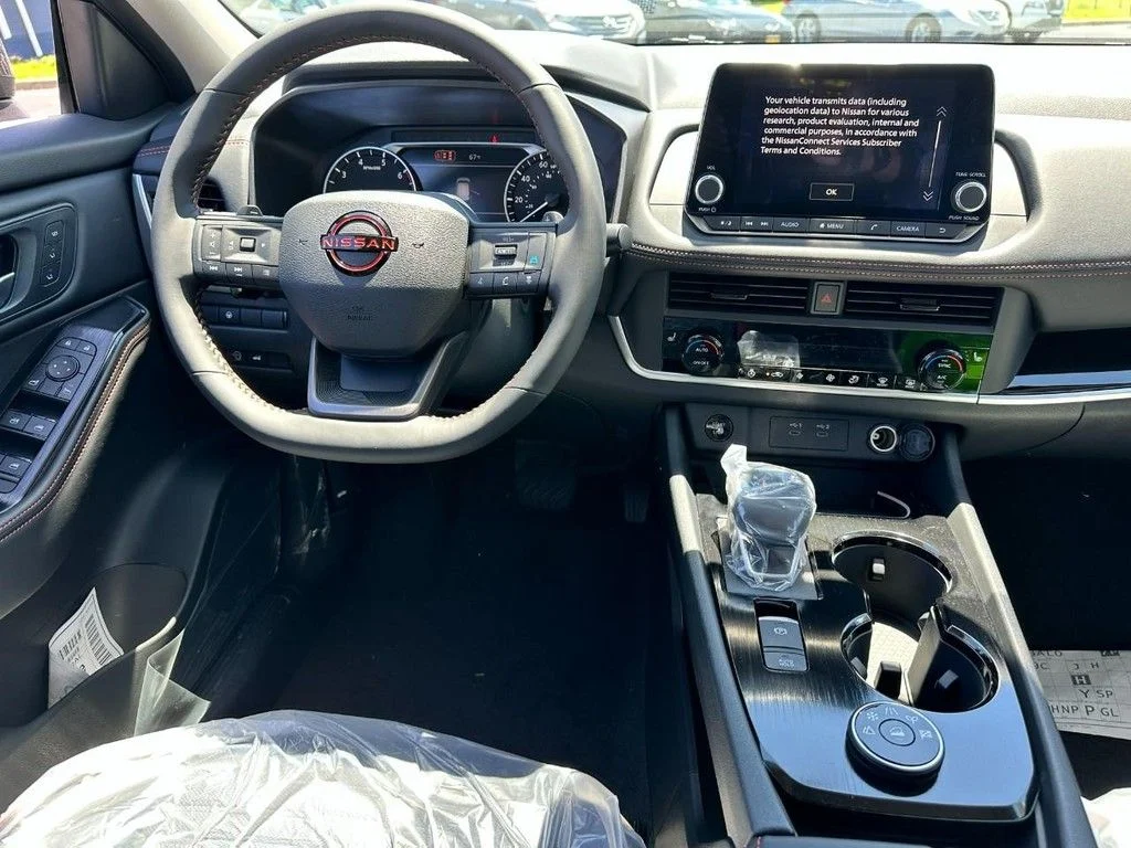 New 2026 Obsidian Green Pearl Nissan Rock Creek® image 5