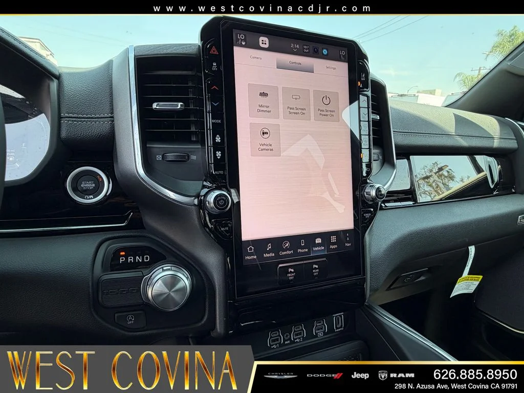 New 2026 Diamond Black Crystal Pearl-Coat Exterior Paint RAM Laramie image 16