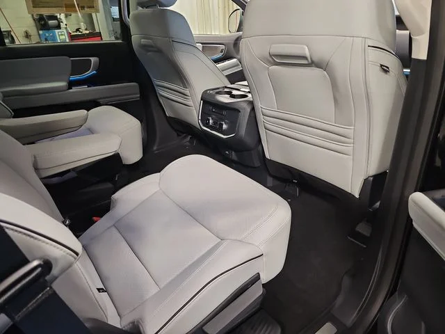 Used 2025 Black Ford Platinum image 11