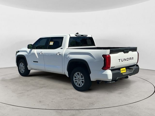 Used 2026 White Toyota SR5 image 3