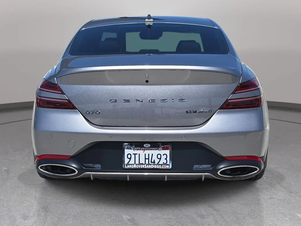 Used 2023 Silver Genesis 3.3T image 7