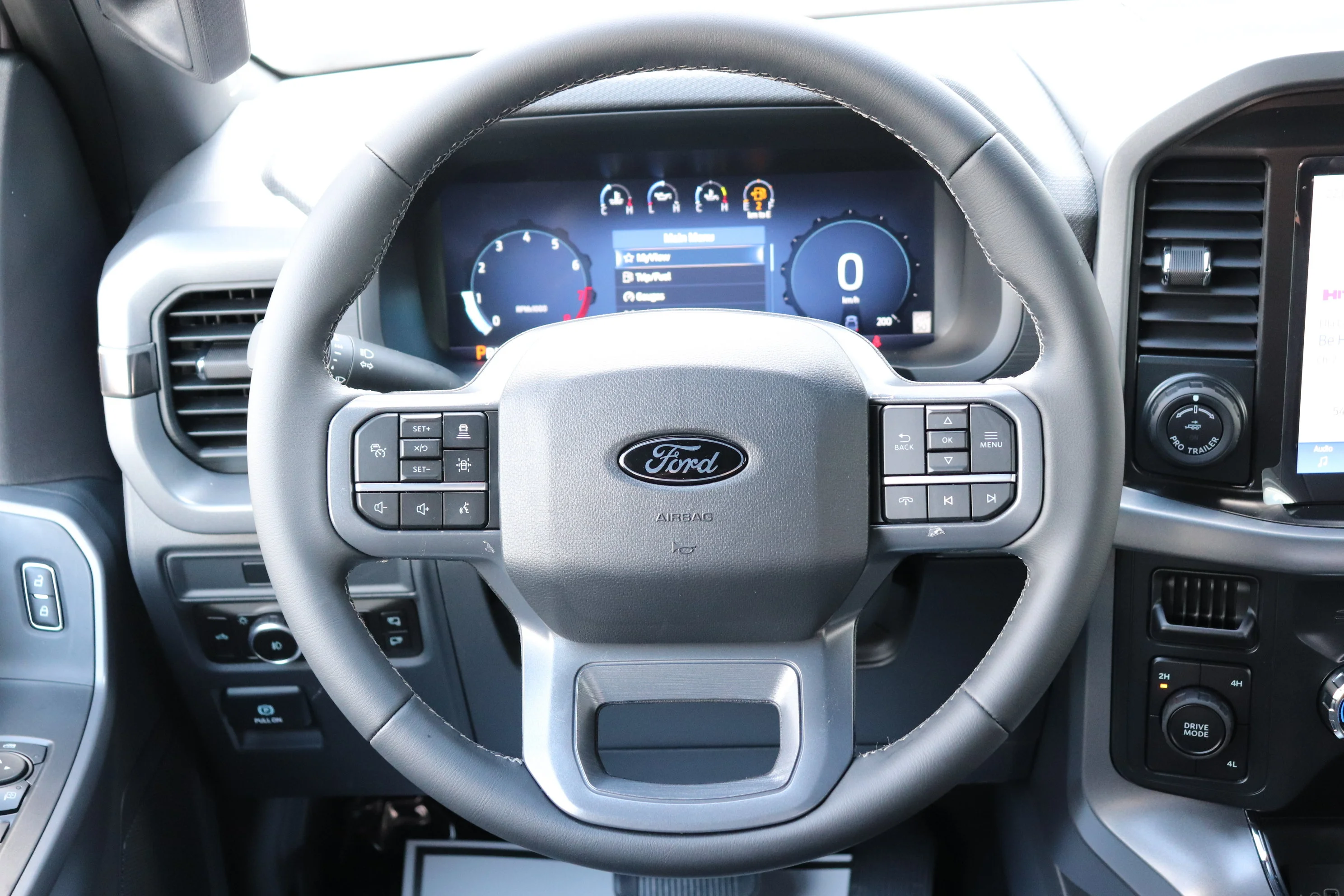 New 2026 OXFORD WHITE Ford XLT image 11