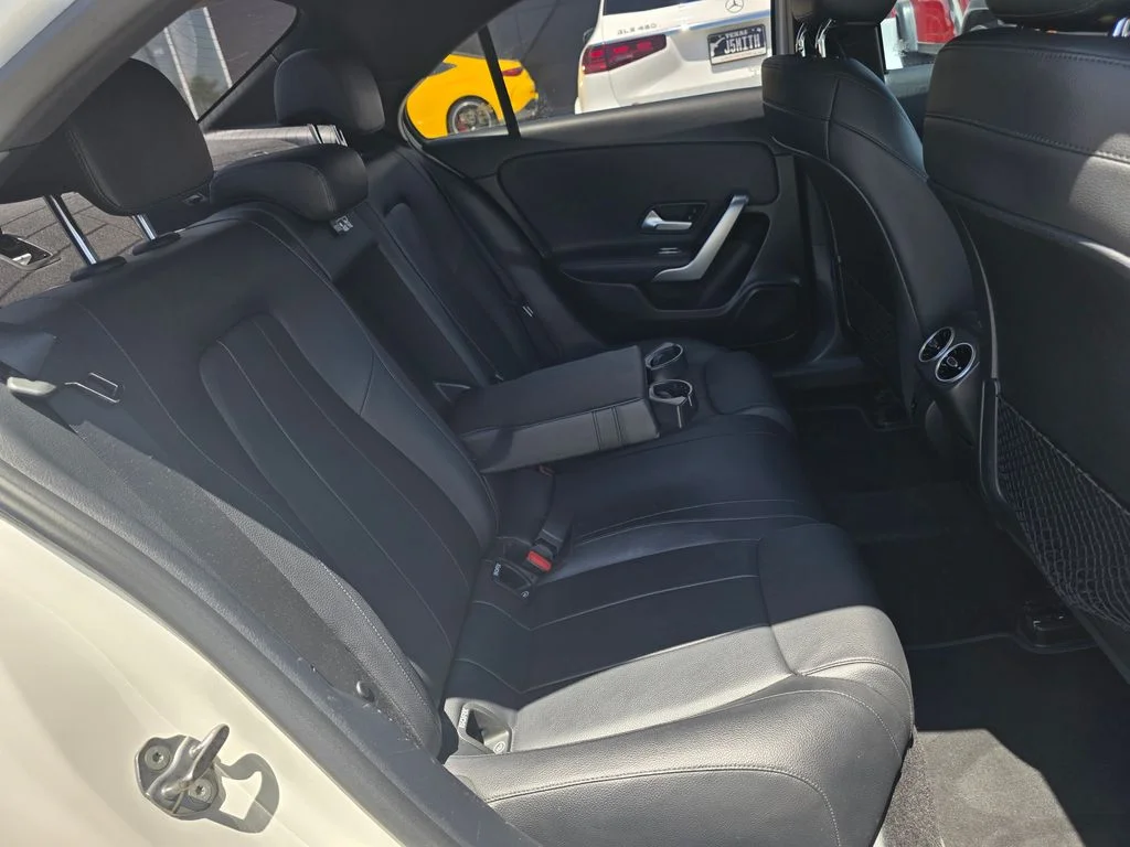 Used 2019 White Mercedes-Benz A 220 image 15