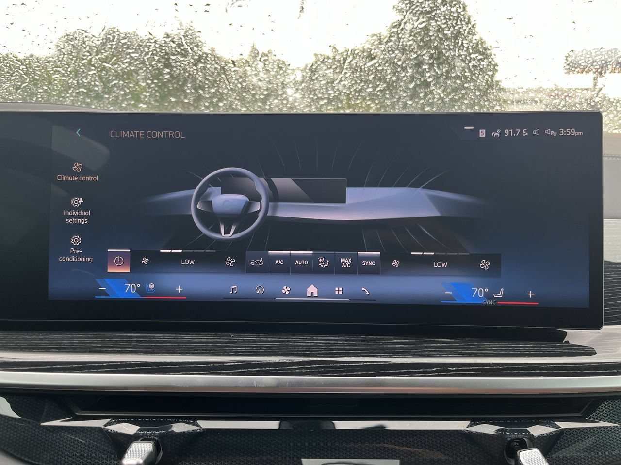 New 2026 Black Sapphire Metallic BMW xDrive40i image 27