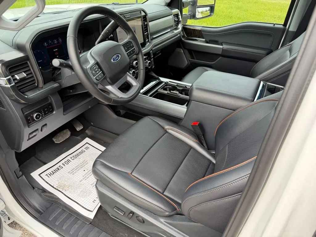 2025 Ford F-350 Super Duty Lariat - Photo 13