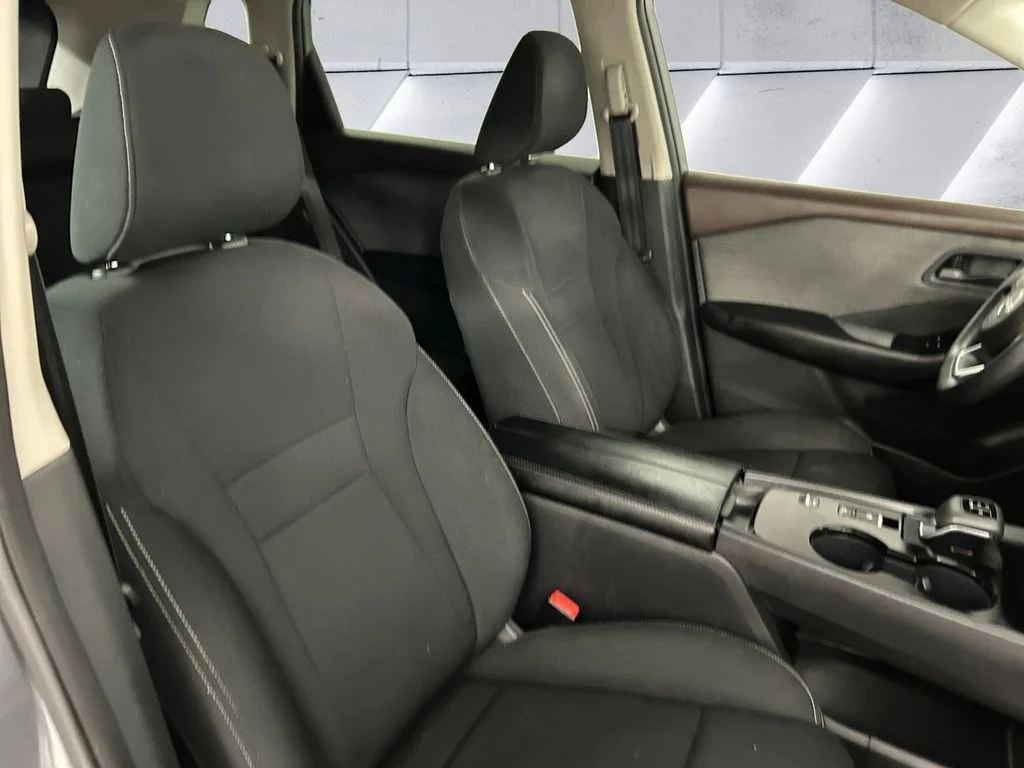 Used 2023 Gray Nissan S image 14
