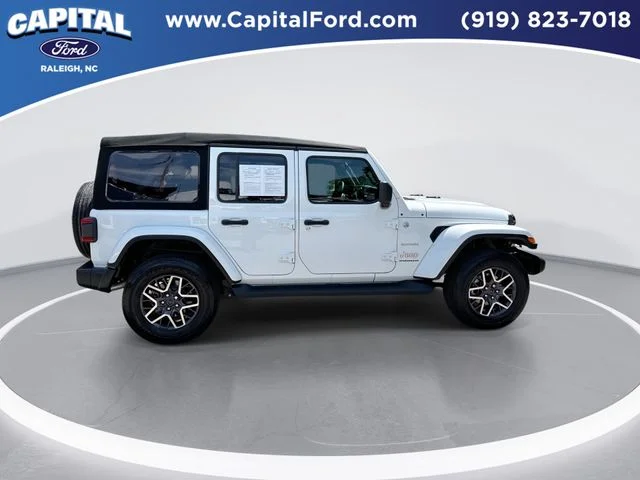 Used 2024 White Jeep Sahara image 9