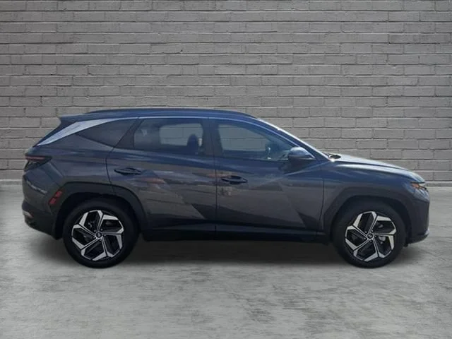 Used 2023 Gray Hyundai SEL image 6