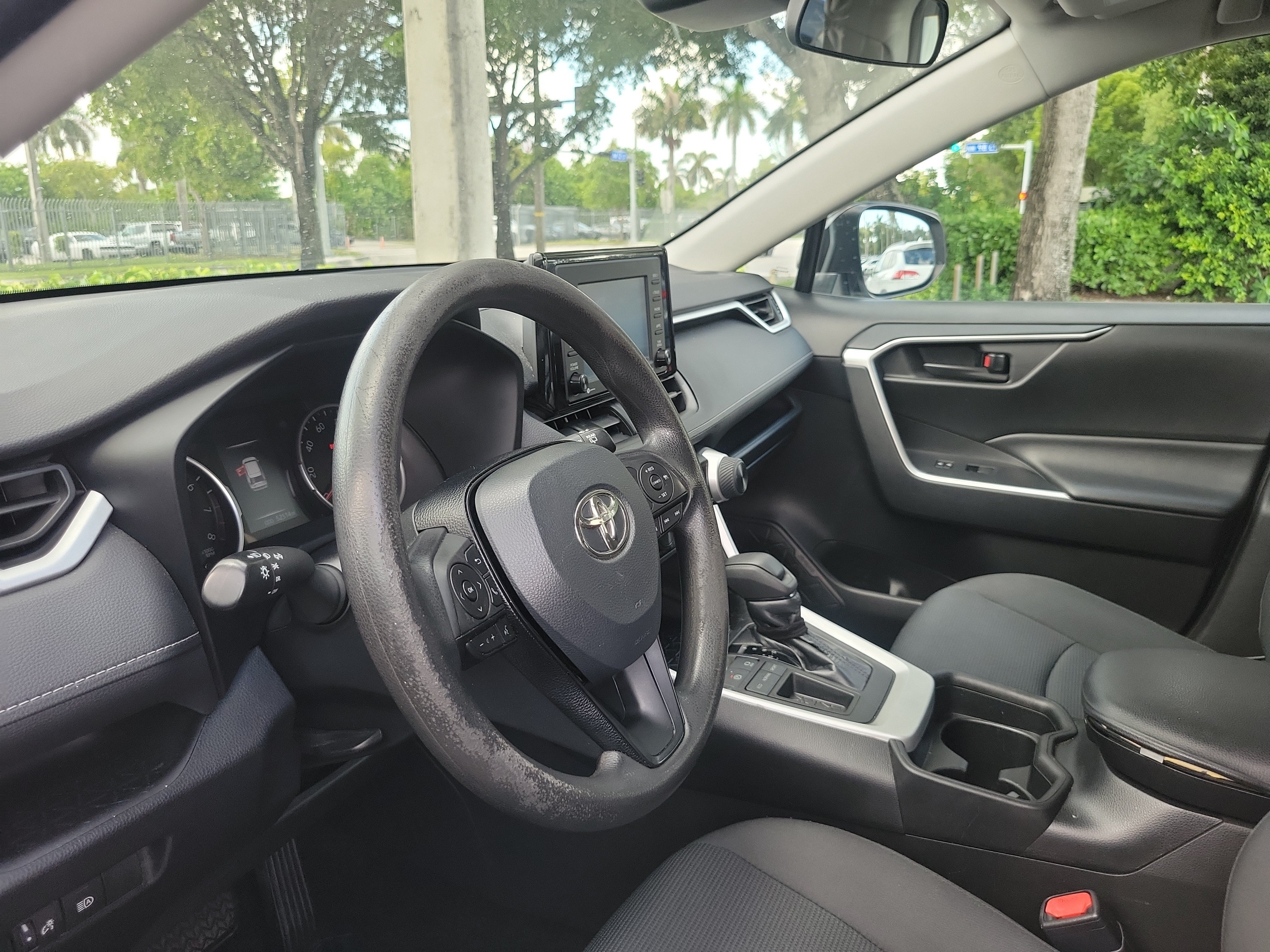 Used 2020 Super White Toyota LE image 26