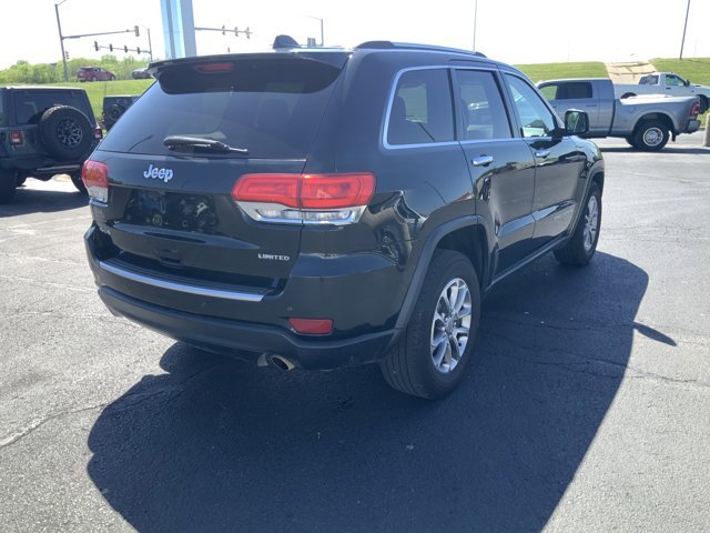 Used 2015 Brilliant Black Crystal Pearlcoat Jeep Limited image 11