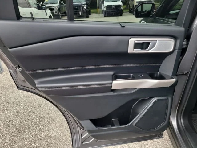 Used 2024 Gray Ford Limited image 12