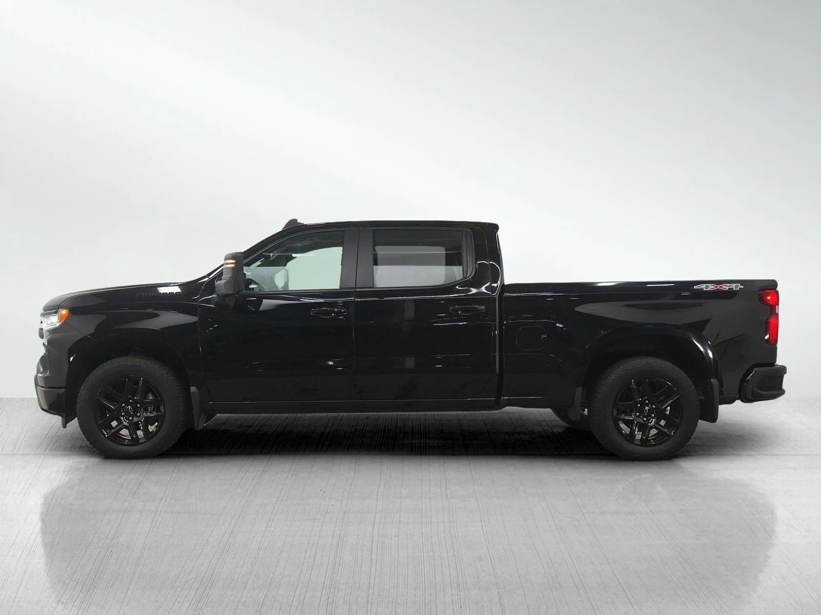 Used 2024 Chevrolet Silverado 1500 RST with VIN 1GCUDEEL6RZ257436 for sale in Minneapolis, Minnesota