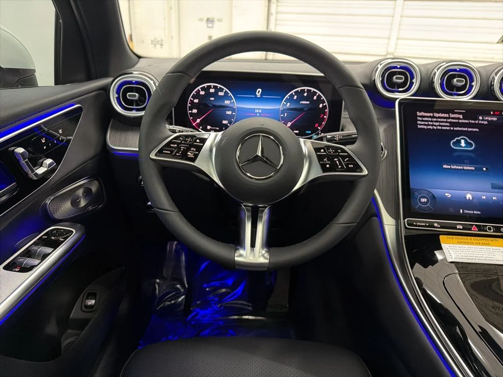 Used 2026 White Mercedes-Benz GLC 300 image 20