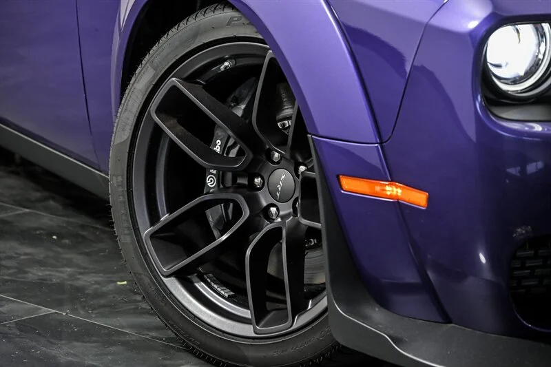 Used 2019 Plum Crazy Pearl Coat Dodge SRT Hellcat Redeye image 3