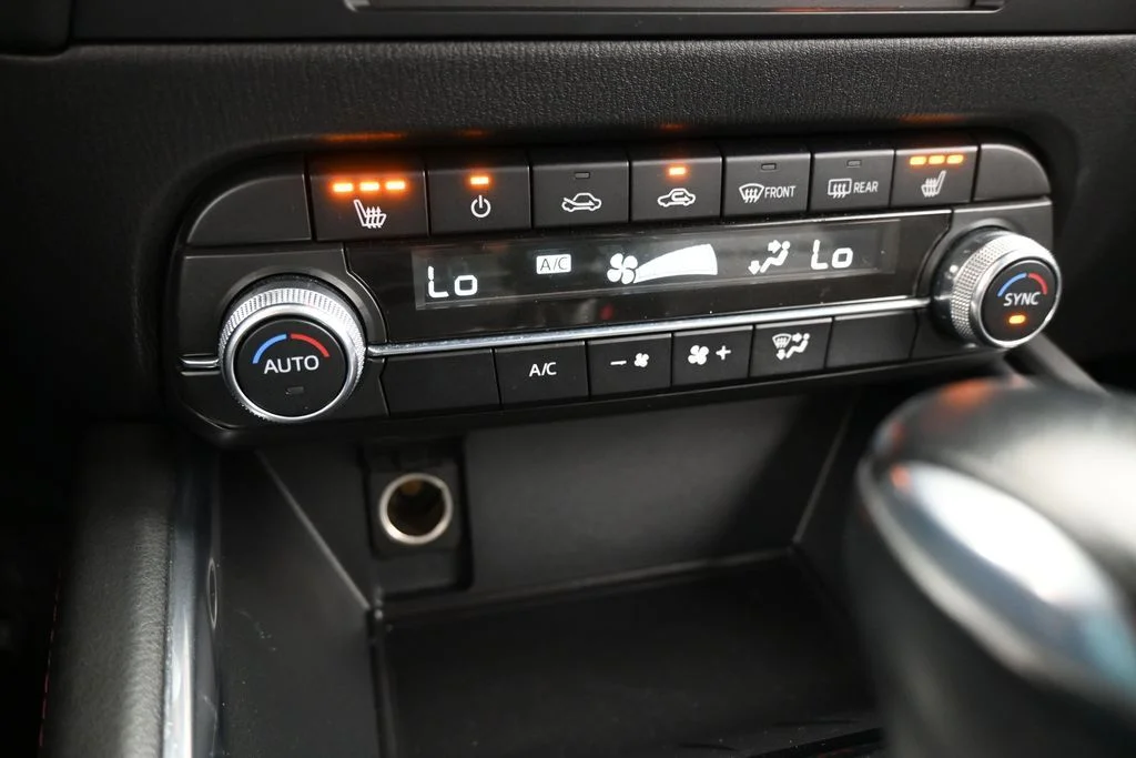 Used 2021 Polymetal Gray Mazda Carbon Edition image 24