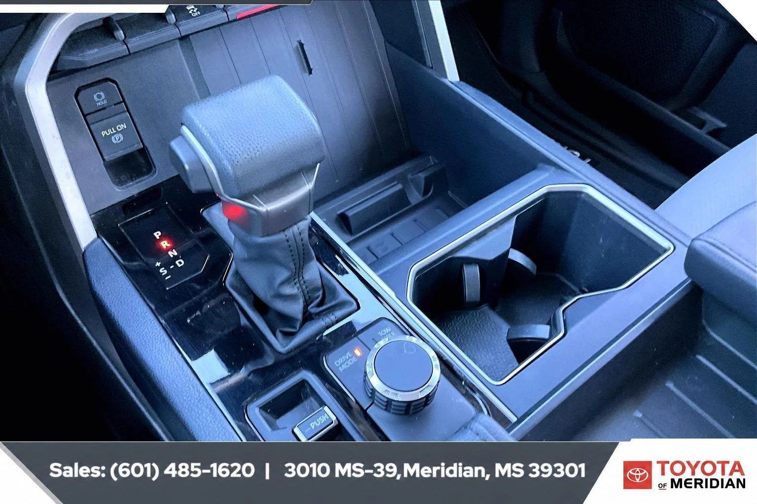 Used 2023 Ice Cap Toyota SR5 image 23