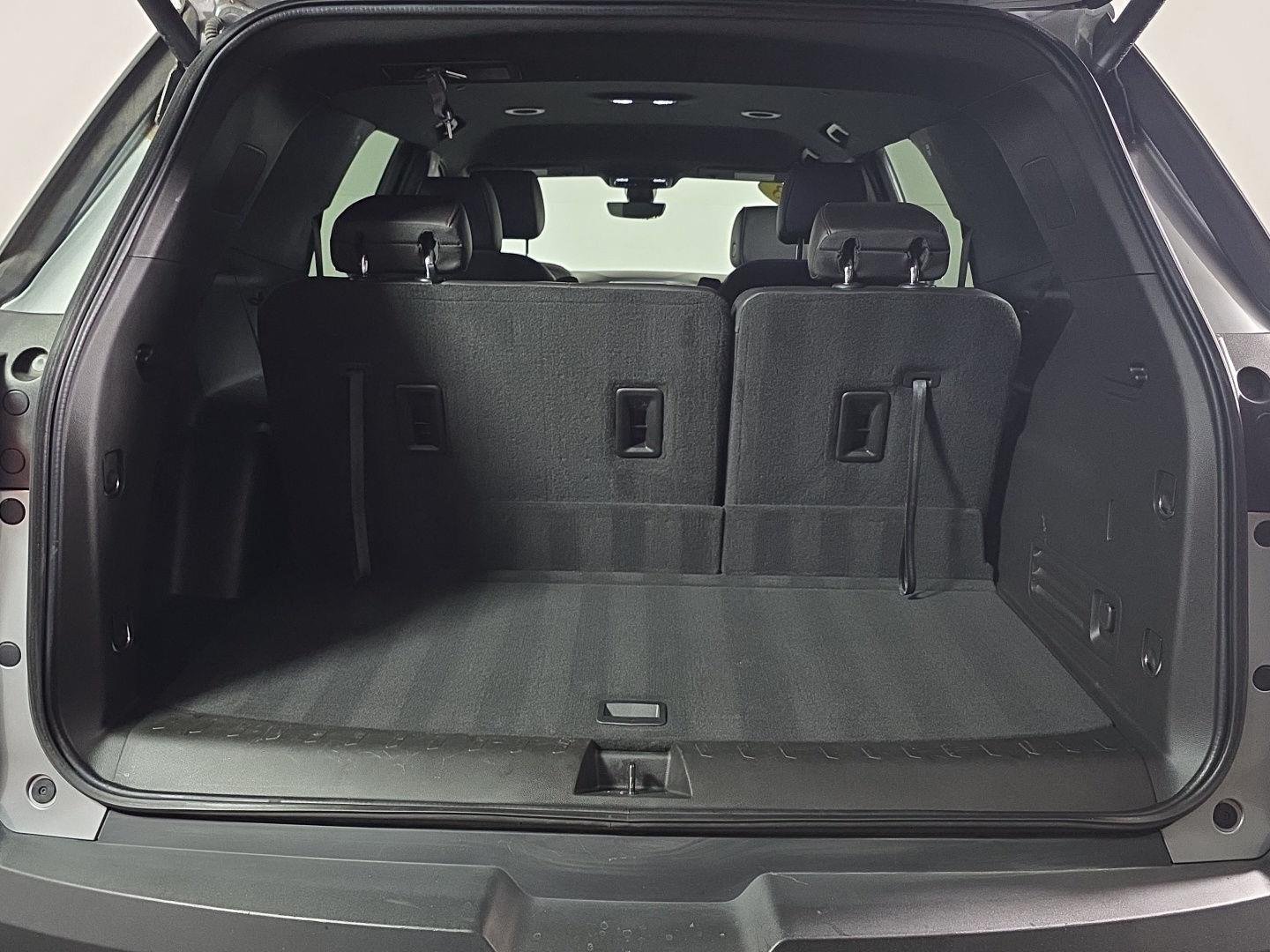 Used 2023 Sterling Gray Metallic Chevrolet RS image 3