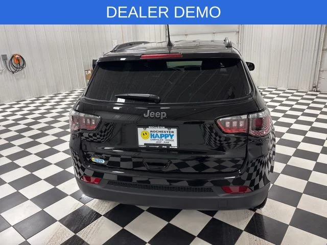 New 2026 Black Jeep Latitude image 4