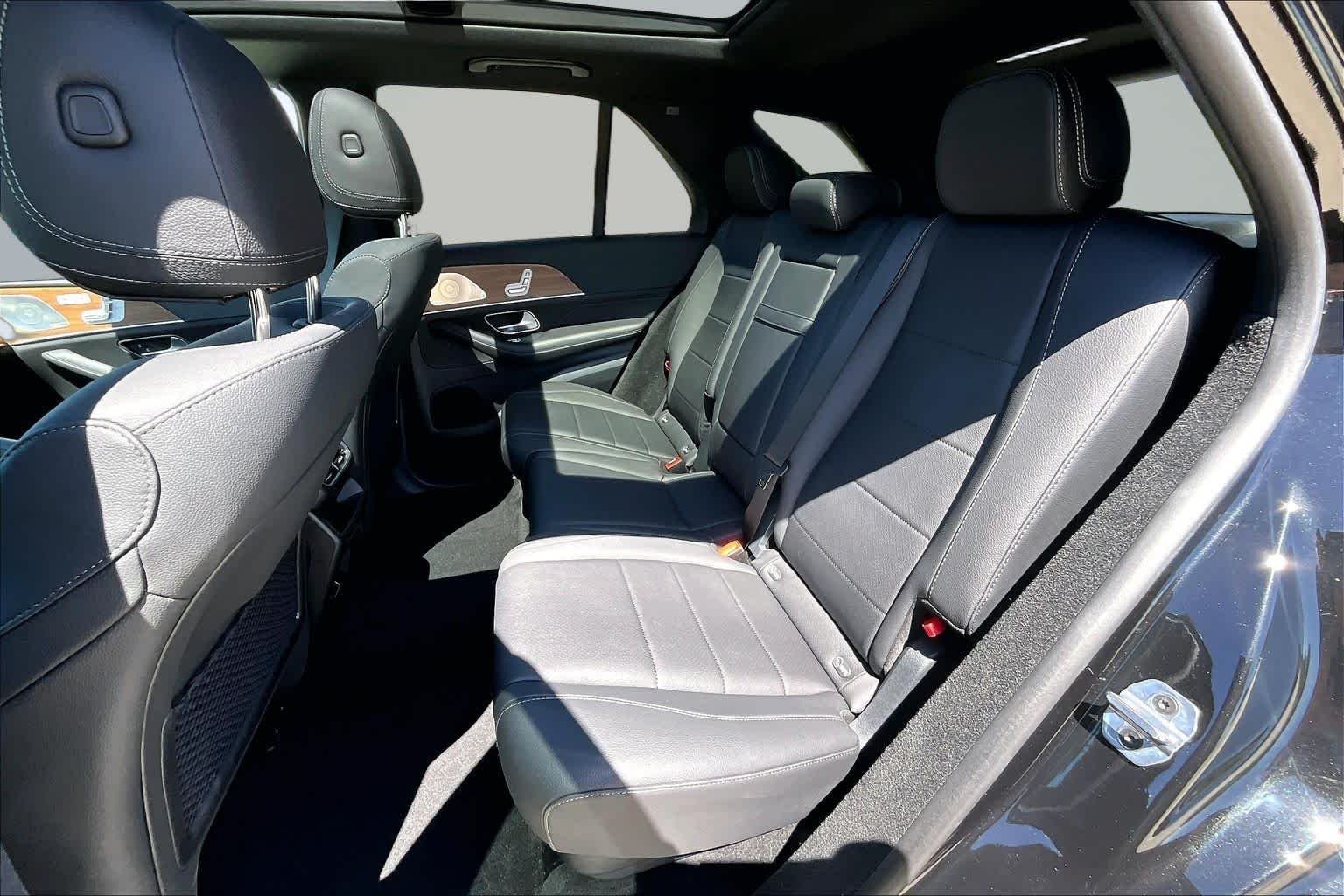 New 2026 Obsidian Black Metallic Mercedes-Benz GLE 350 image 13