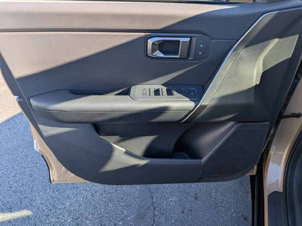 New 2027 Terrain Brown Kia X-Line S image 40