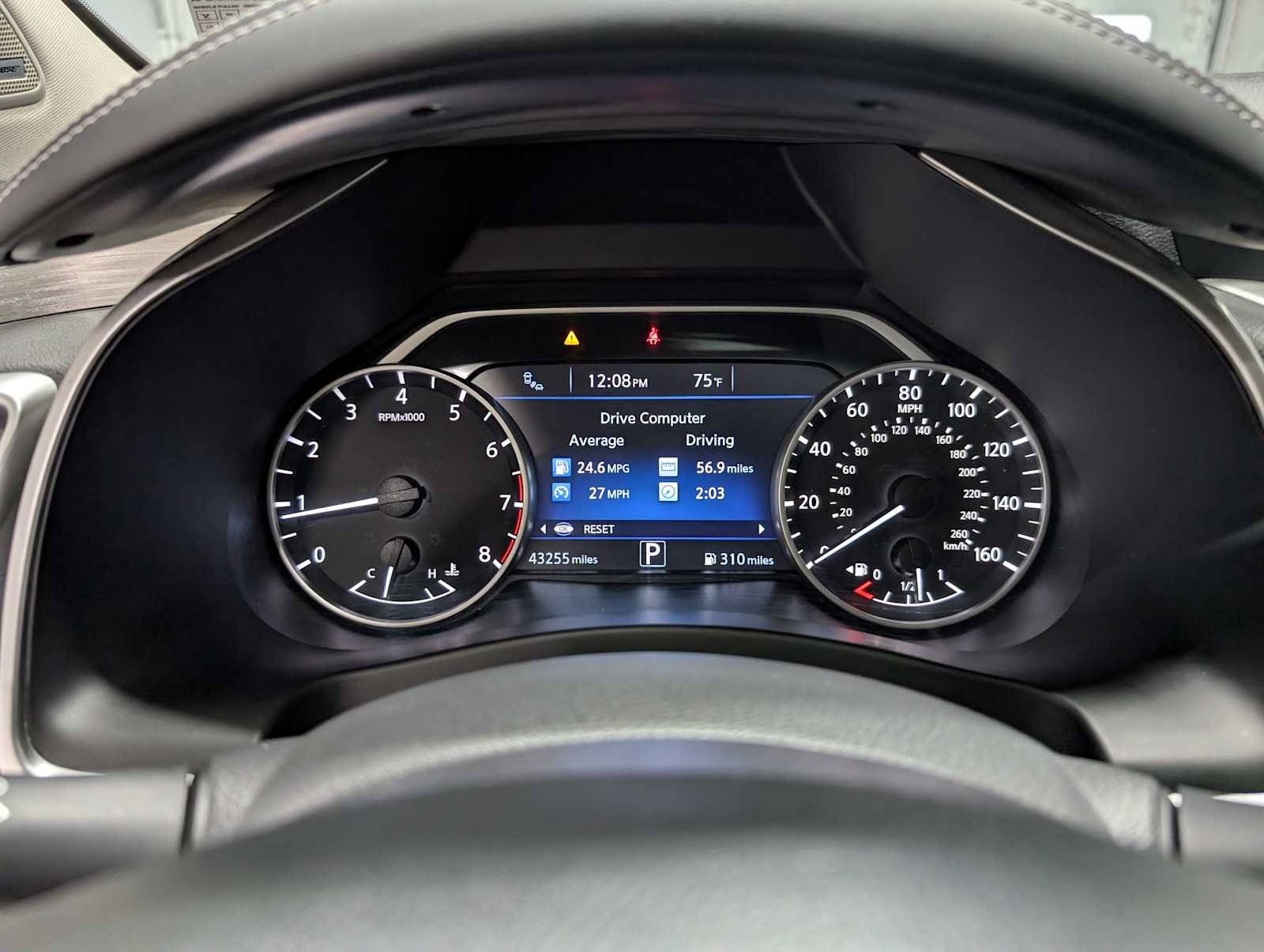 Used 2018 CAYENNE RED Nissan SL image 23