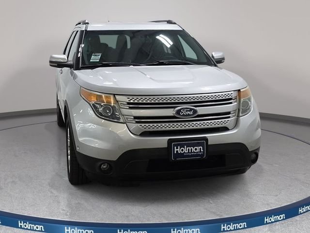 Used 2011 Silver Ford Limited image 3