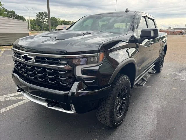 2025 Chevrolet Silverado 1500 ZR2 4X4 Crew Cab Short Box's photo