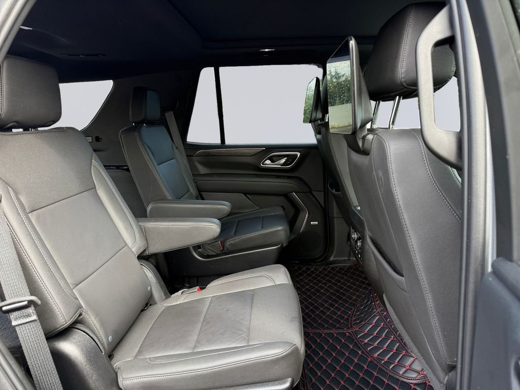 Used 2024 Gray Chevrolet Z71 image 19