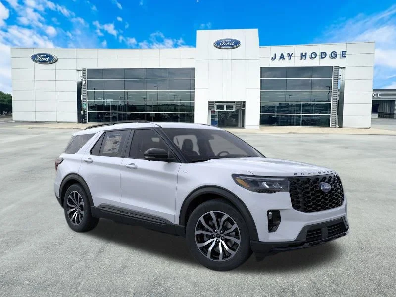 2026 Ford Explorer ST-LINE RWD's photo