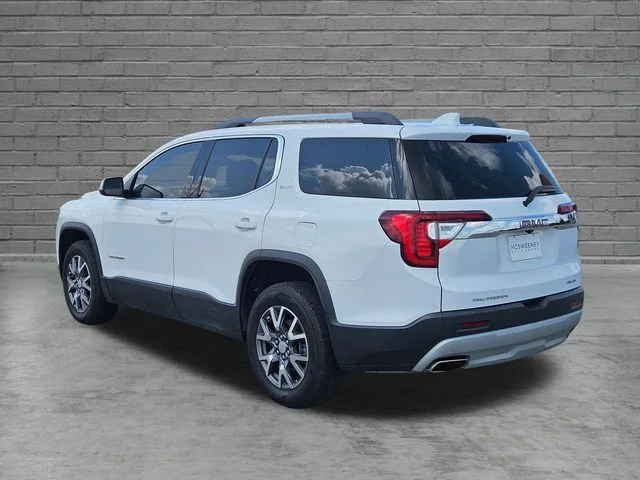 Used 2023 White GMC SLT image 3