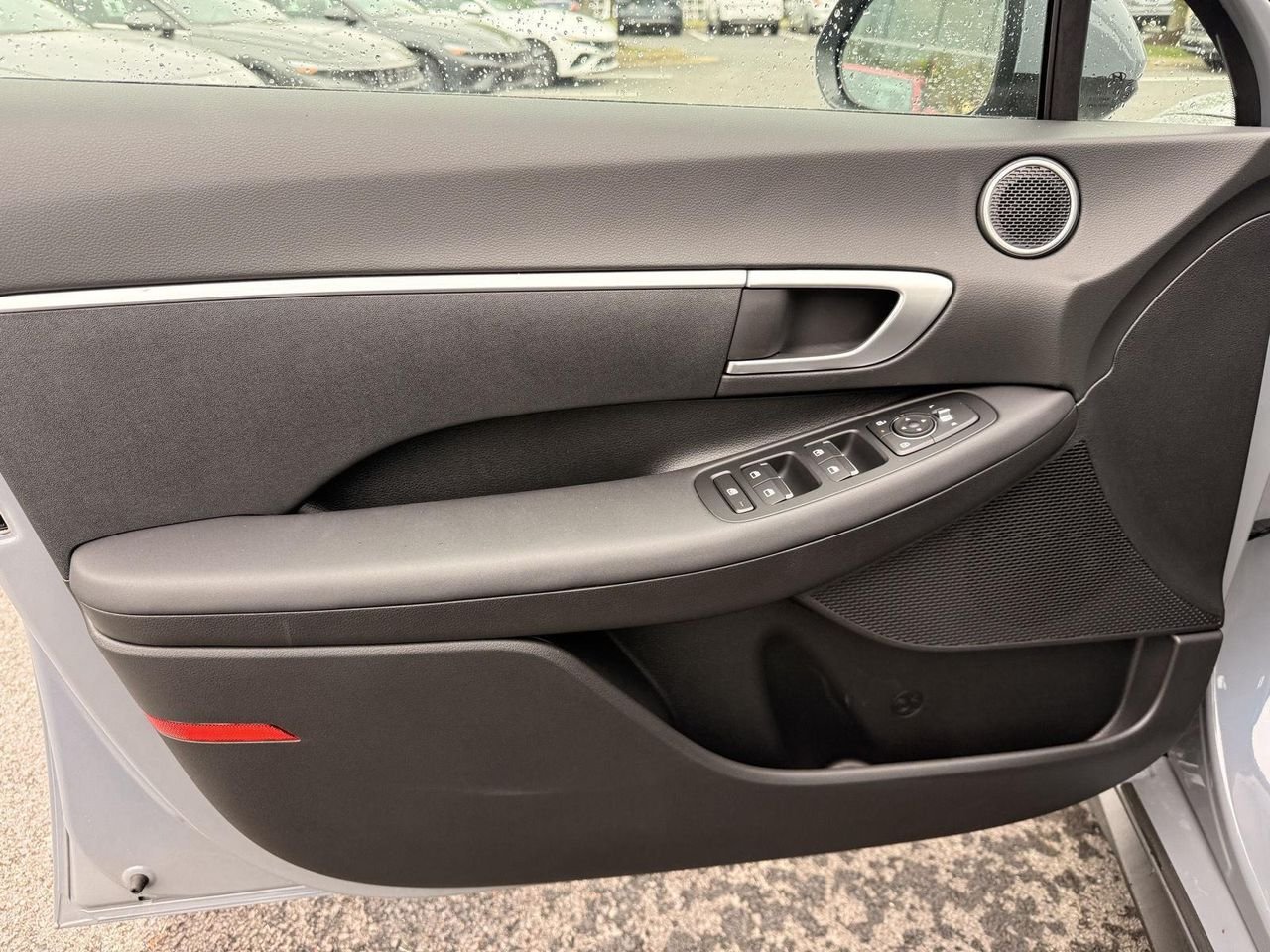 New 2026 Transmission Blue Hyundai SE image 10