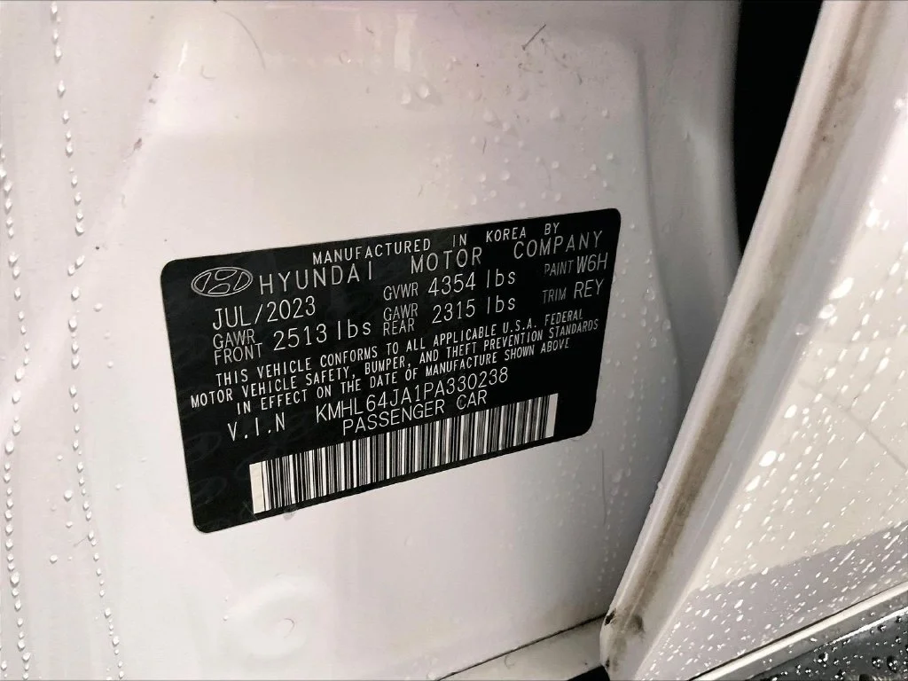 Certified Used 2023 White Hyundai SEL image 34