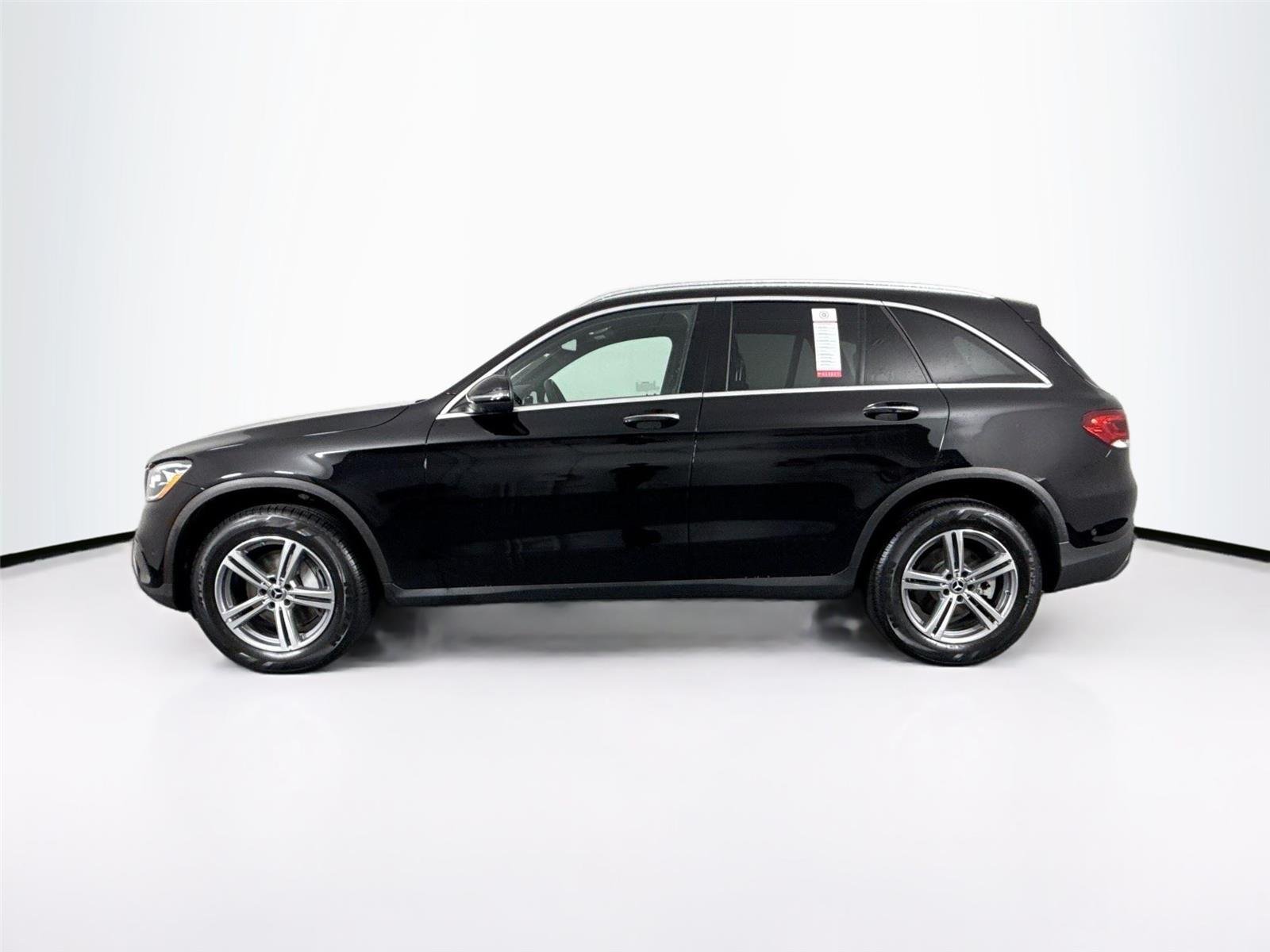 Used 2022 Black Mercedes-Benz GLC 300 image 13