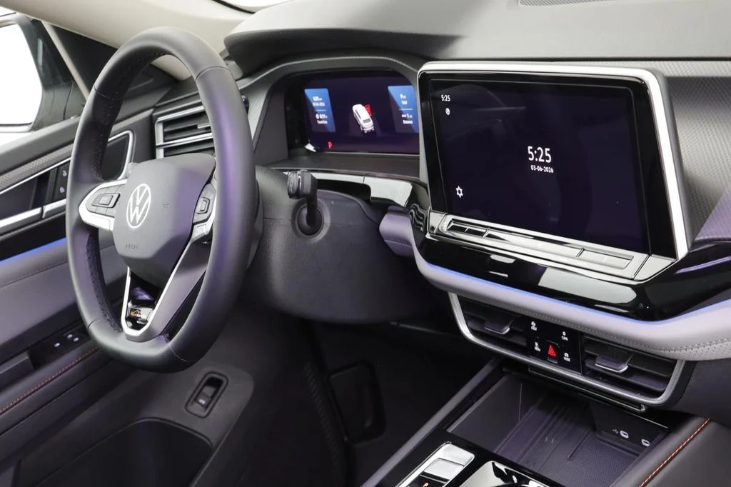 New 2026 White Volkswagen Peak Edition image 23