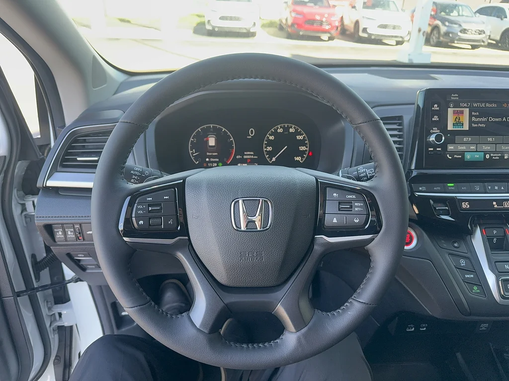 New 2027 Platinum White Pearl Honda EX-L image 13
