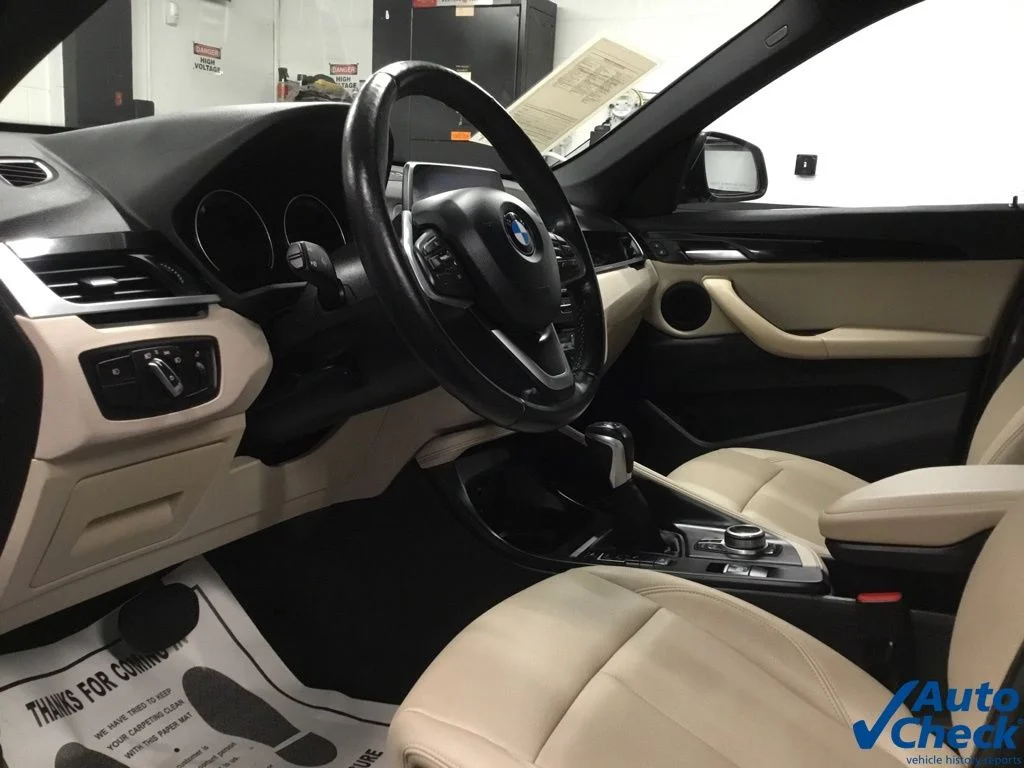 Used 2019 Gray BMW xDrive28i image 24