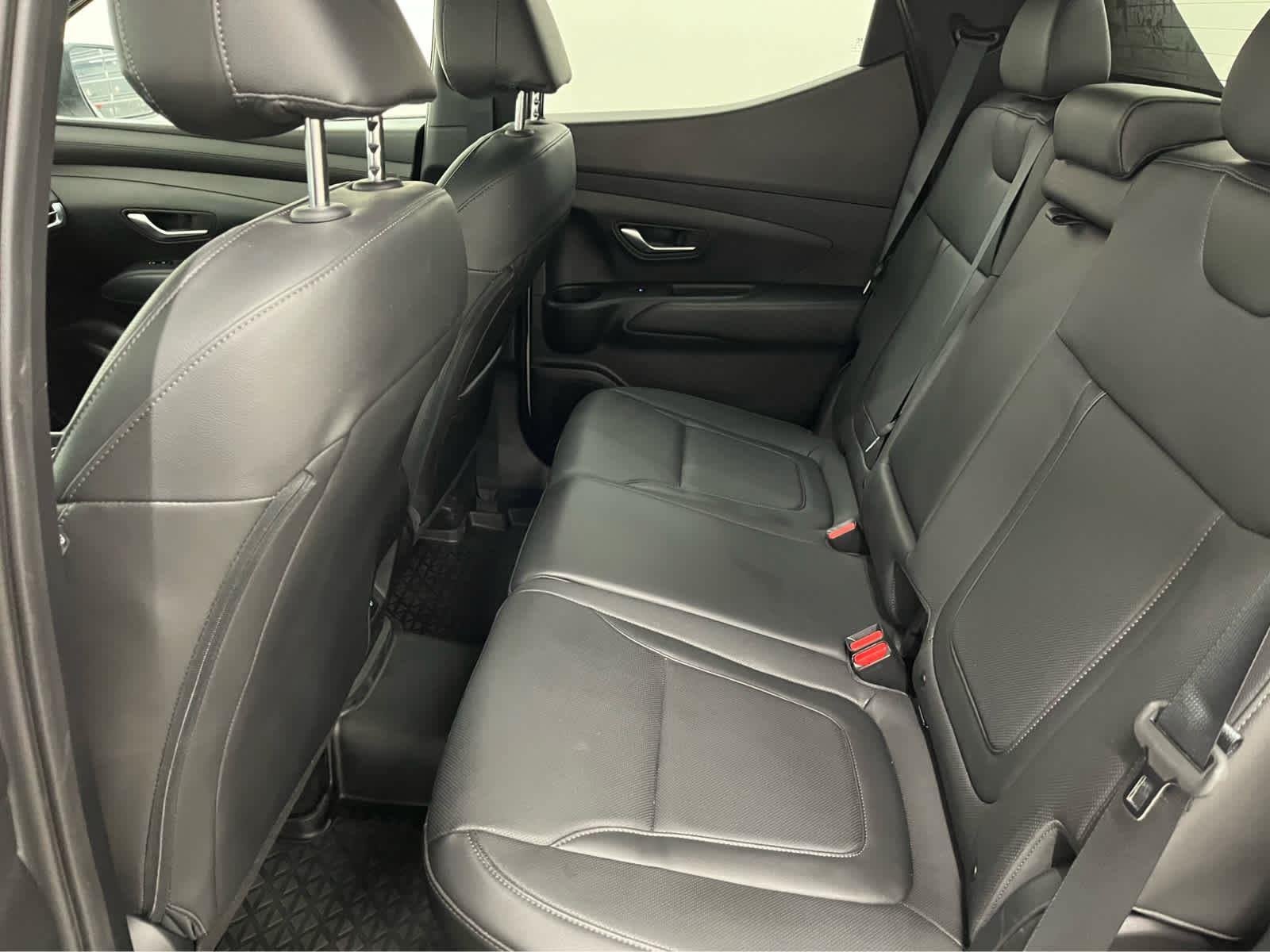 2025 Hyundai Santa Cruz SEL - Photo 28