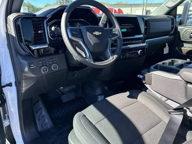 2026 Chevrolet Silverado 3500 HD LT - Photo 14