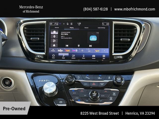 Used 2024 Silver Chrysler Touring L image 19