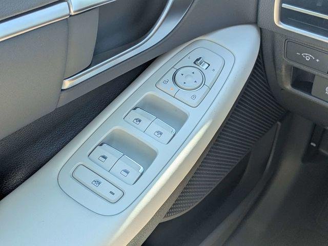 New 2026 Silver Hyundai SEL Sport image 23