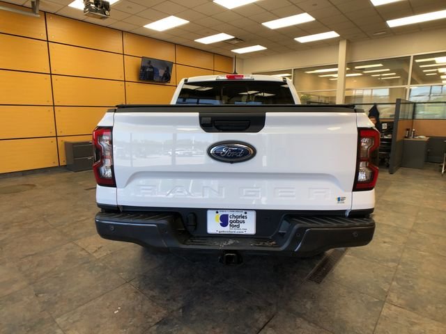 Used 2024 Oxford White Ford Lariat image 6