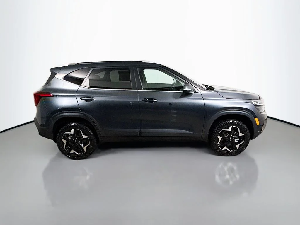 Used 2024 Gravity Gray Kia EX image 8
