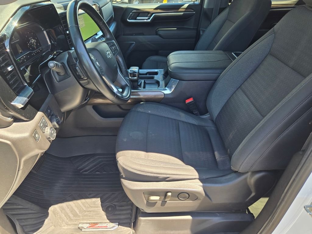 Used 2024 White Chevrolet LT Trail Boss image 11